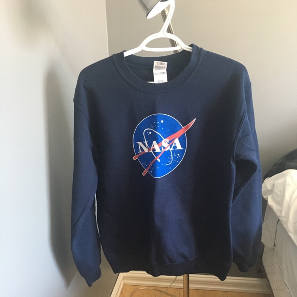 NASA sweater - Picture 2 of 2